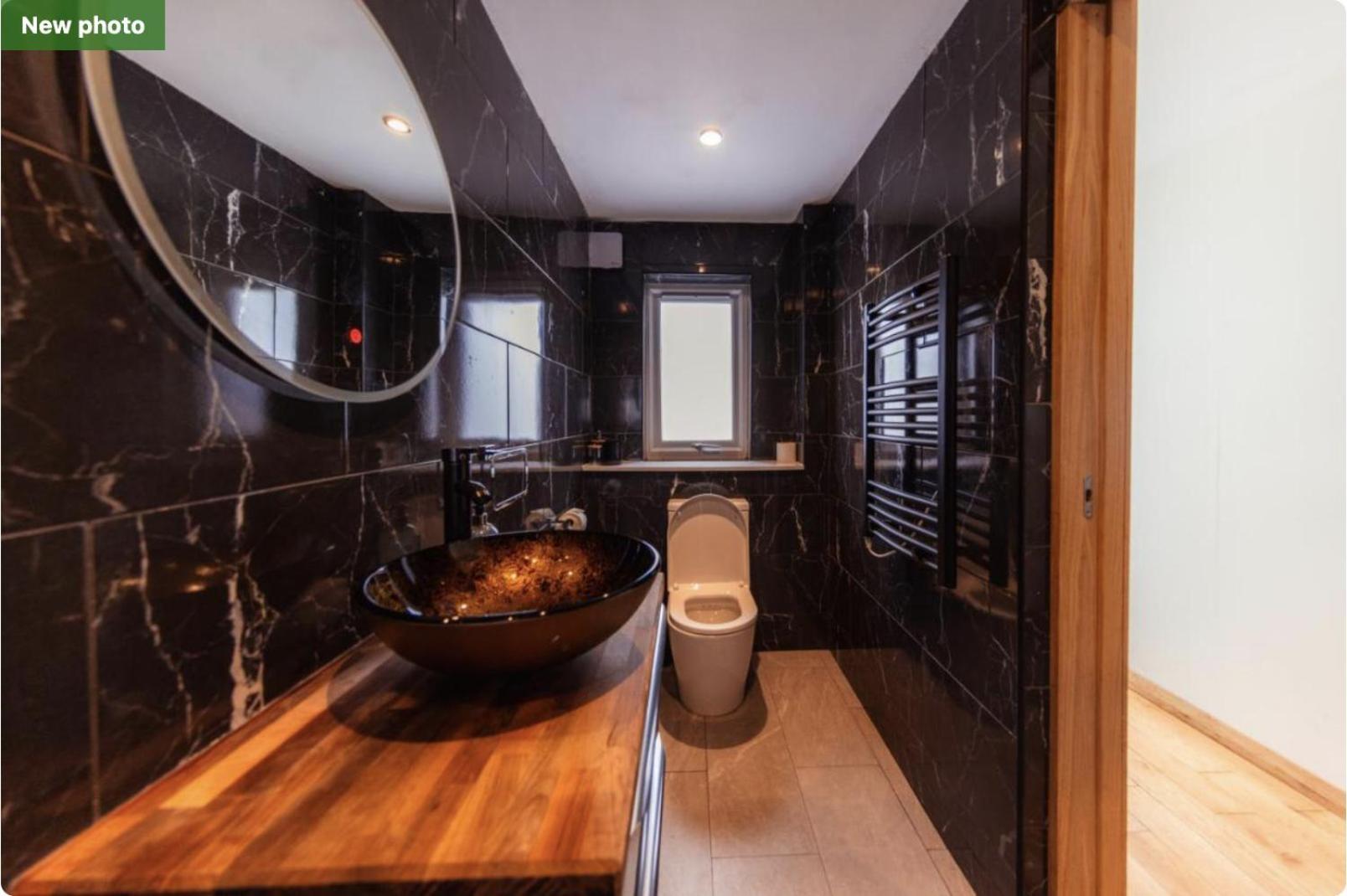 Luxury Cottage With Stunning Views Near Fairy Pools - School House 3 Carbost  Ngoại thất bức ảnh