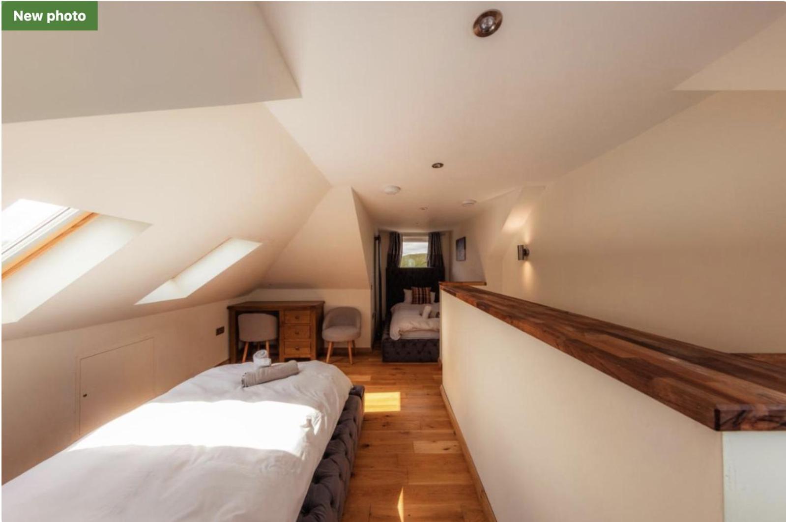 Luxury Cottage With Stunning Views Near Fairy Pools - School House 3 Carbost  Ngoại thất bức ảnh