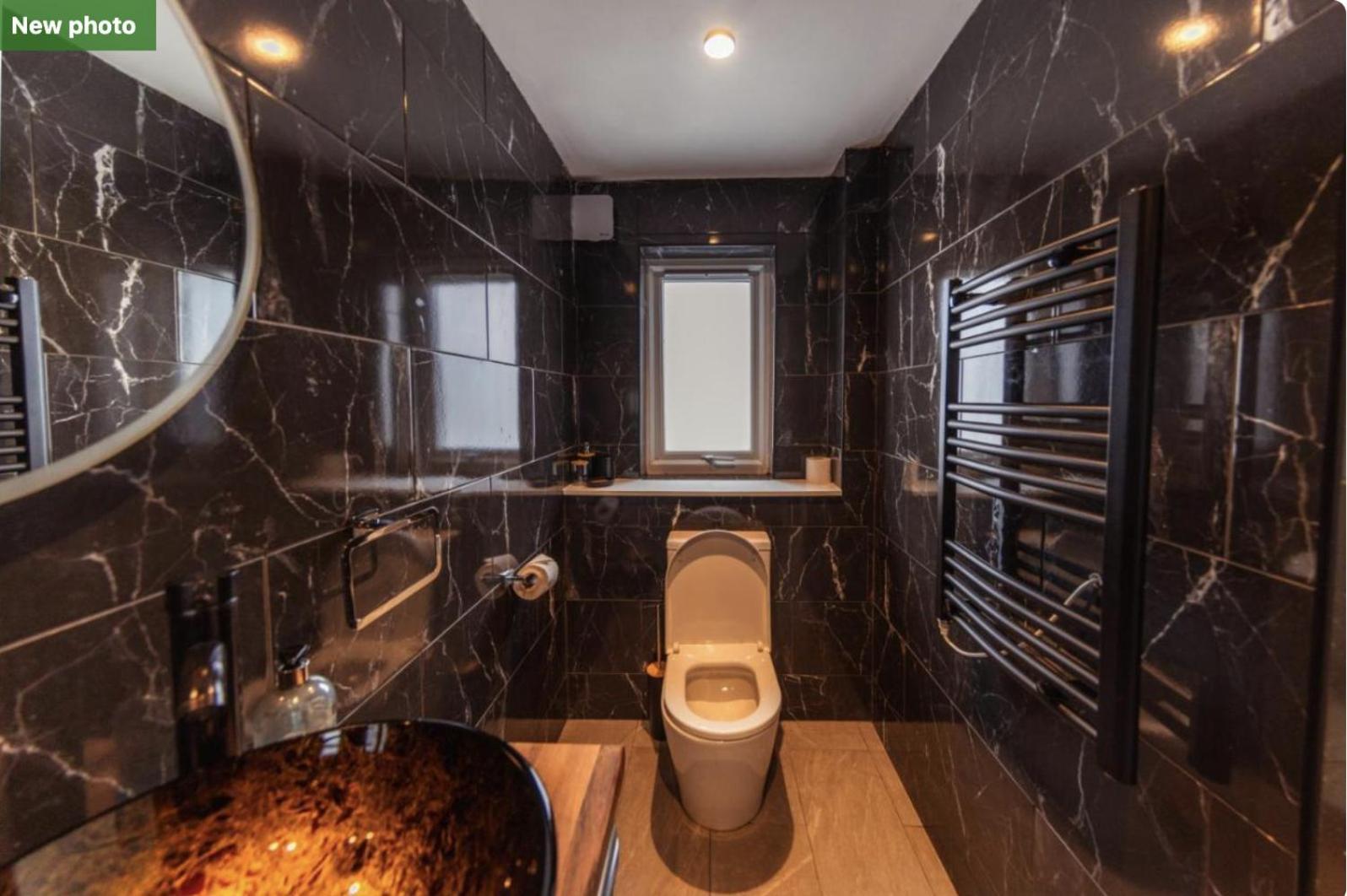 Luxury Cottage With Stunning Views Near Fairy Pools - School House 3 Carbost  Ngoại thất bức ảnh